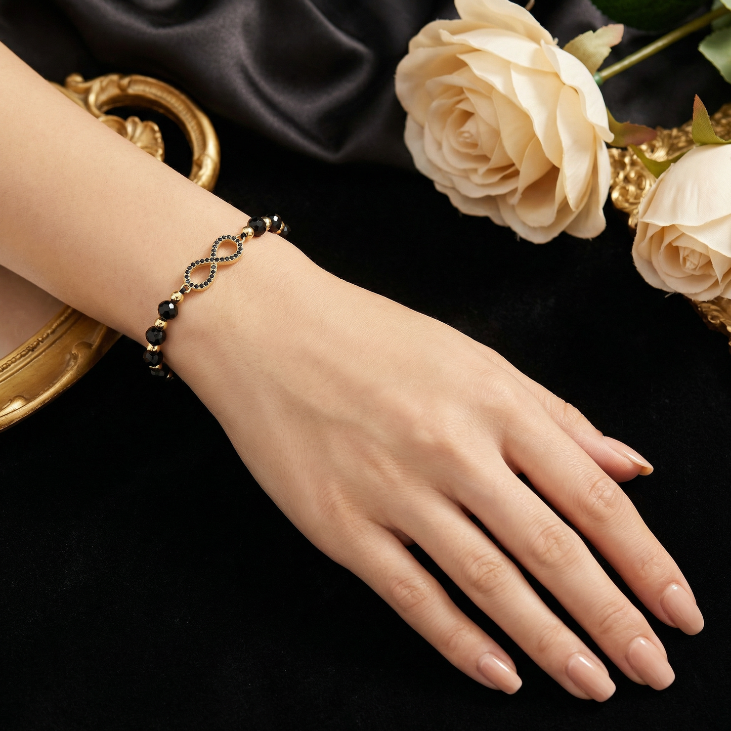 Brățară Handmade Simbolul Infinitului Cu Cristale Negre 1+1 GRATIS