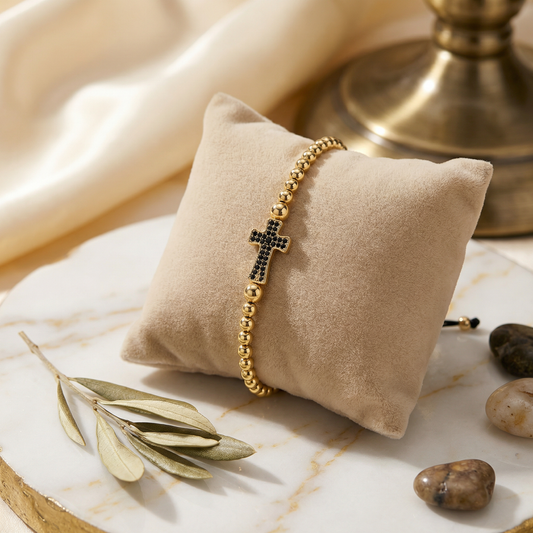 Brățară Unisex cu Biluțe Placate cu Aur & Cruce Neagră